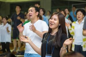  하계대성회 셋째날 저녁(저녁예배, 찬양기도회, 둘러보기) 