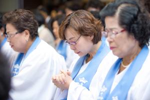  주일 3부 권사임직예배