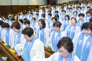  주일 3부 권사임직예배