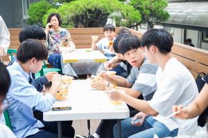  주일 오시카구속사세미나선교기금마련 먹거리 바자회