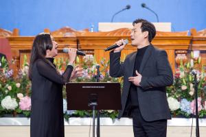  승리의 날 및 출판감사예배