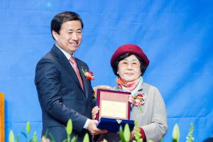  승리의 날 및 출판감사예배