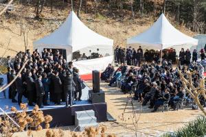  승리의 날 및 출판감사예배