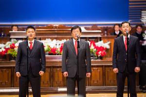  주일 3부 '장로장립, 안수집사임직예배'