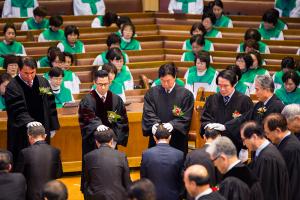  주일 3부 '장로장립, 안수집사임직예배'