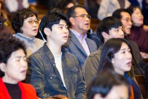  고난주간 특별집회 '2권 만화 출판 감사예배'