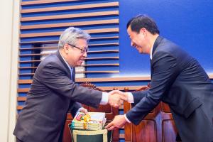  고난주간 특별집회 '2권 만화 출판 감사예배'