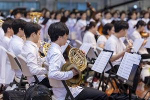  하계대성회 셋째날 평강의 날 감사예배 8권 영어판 출판 감사