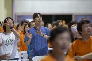  하계대성회 셋째날 찬양기도회