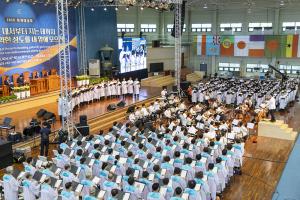  하계대성회 셋째날 평강의 날 감사예배 8권 영어판 출판 감사