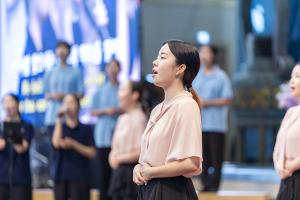  하계수련회 셋째날 평강의 날 및 구속사 시리즈 제9권 영문판 일어판 출판 감사예배