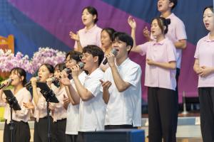  하계대성회 셋째날 찬양기도회